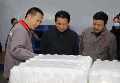 丁雄軍率隊調(diào)研仁懷、貴陽、貴定有關(guān)企業(yè)和項目建設(shè)